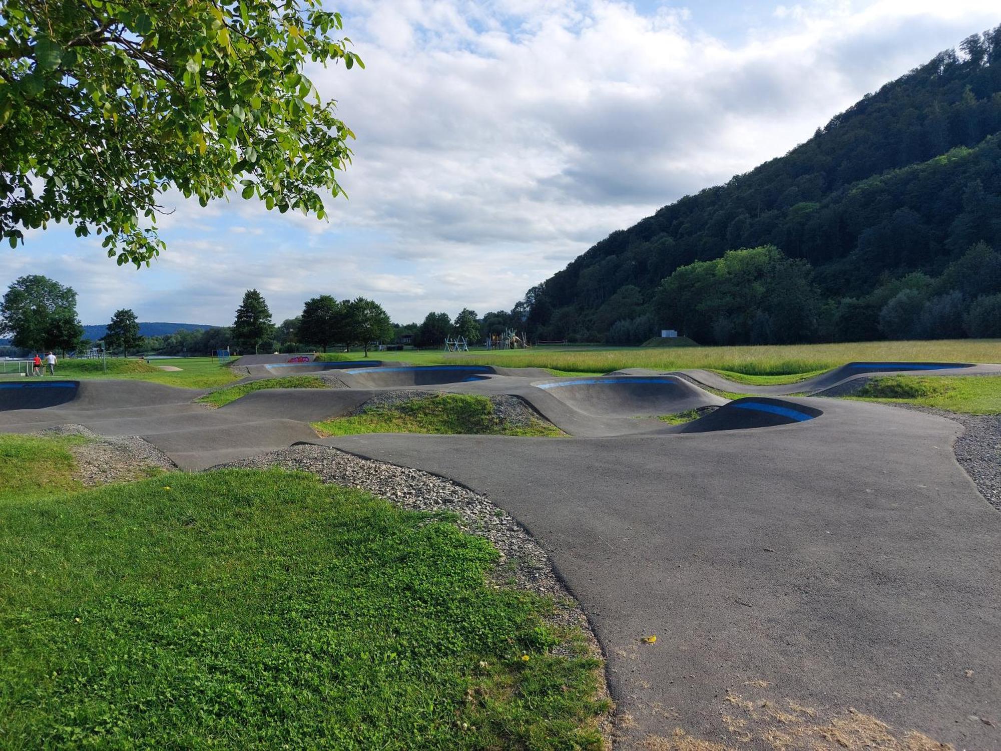 Mw 82m2 Weserbergland An Der Weser 2 Terrassen Waesche Und Endreinigung Apartment Höxter